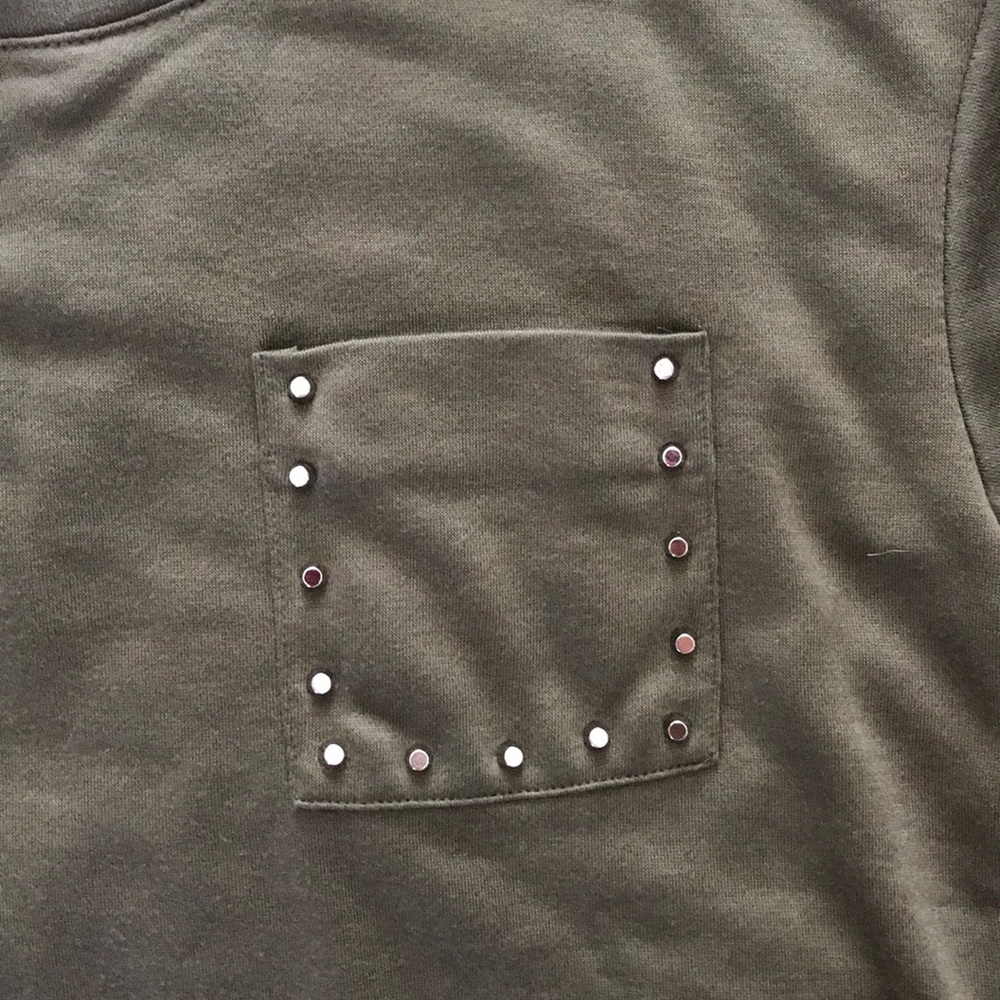 Sweater - Picture 2 of 3